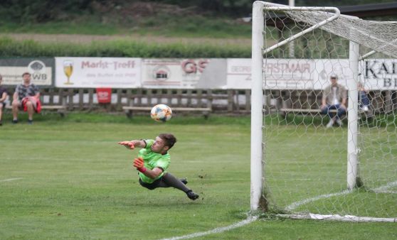 Elfmeterdrama in der Nachspielzeit!