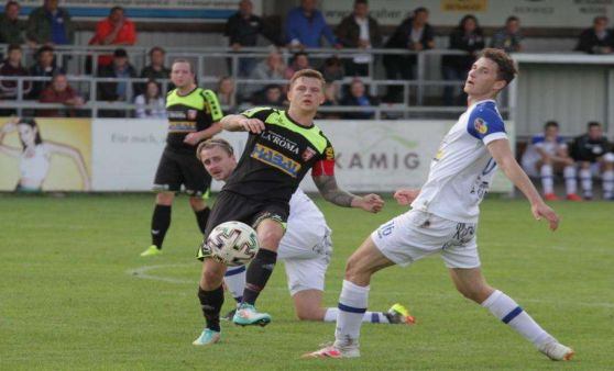 Sportliches Kräftemessen der Perger Stadtrivalen geht an die Union