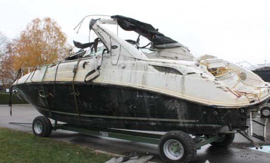 Bilder der Verwüstung - Föhnsturm zerstörte Boote am Attersee