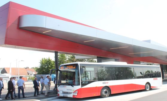 Busterminal Ried offiziell eröffnet