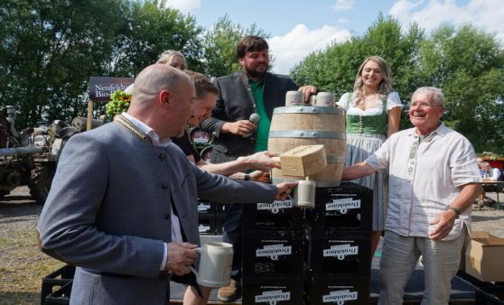 Neufelden feierte 500 Jahre Brautradition