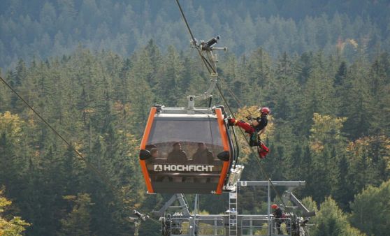 Groß angelegte Bergeübung am Hochficht