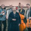 Finnisches Tango-Feuer mit Uusikuu im Atrium in Bad Schallerbach