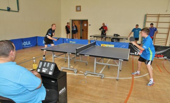 Tischtennisspieler bereiten sich auf kommende Saison vor