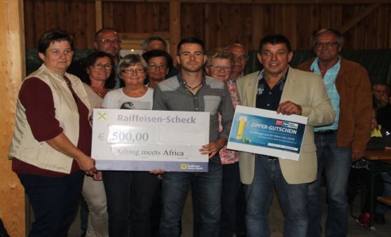 Sympathicus-Feier: Spende überreicht