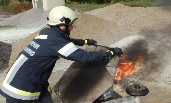 67 neue Feuerwehr-Truppführer im Ennstal