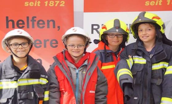 Volksschüler zu Gast bei der Feuerwehr