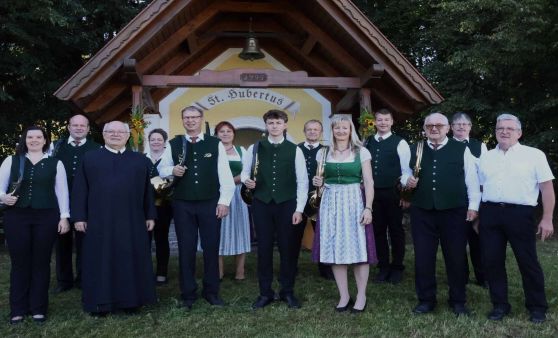 Hubertusmesse und Jägerfrühschoppen in Behamberg