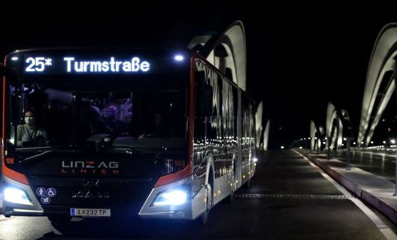 Verkehrsfreigabe der Neuen Eisenbahnbrücke am 30. August 2021