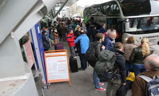 Kabelbrand legt Linzer Hauptbahnhof lahm