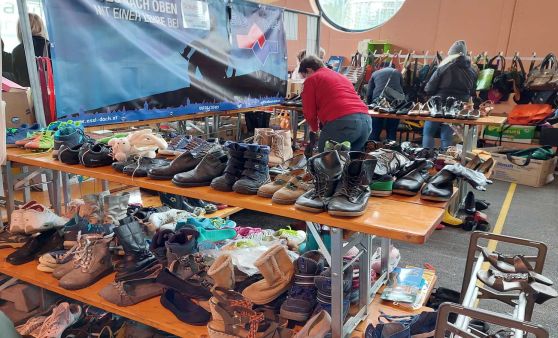 Flohmarkt des Roten Kreuzes Mondsee