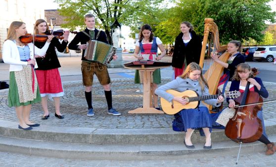 wiederaufhOHRchen in St. Valentin