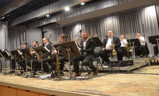 Swinging into Christmas