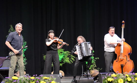 Ganz St. Valentin beim aufhOHRchen in Feststimmung