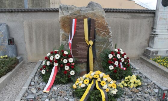 Gedenkfeier "Massaker von Stein 1945"