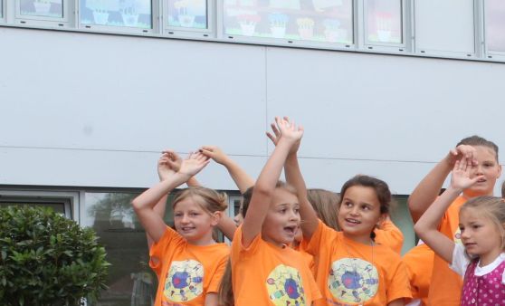 Eröffnungsfeier der Volksschule, Allgemeinen Sonderschule und des Stadtsaales Mattighofen