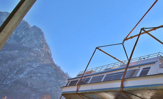 Neues Fahrgastschiff für den Traunsee geliefert