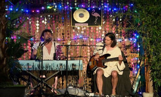 Wie es Euch gefällt beim Theatersommer in Stadt Haag am Hauptplatz