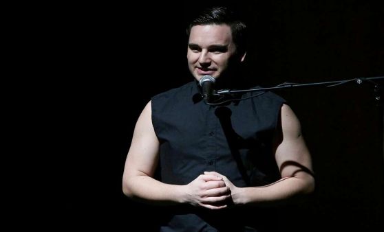 Jonglierweltmeister Jonglissimo zeigten im Stadttheater Steyr ihre neue Show RADIANCE - Lichter der Natur