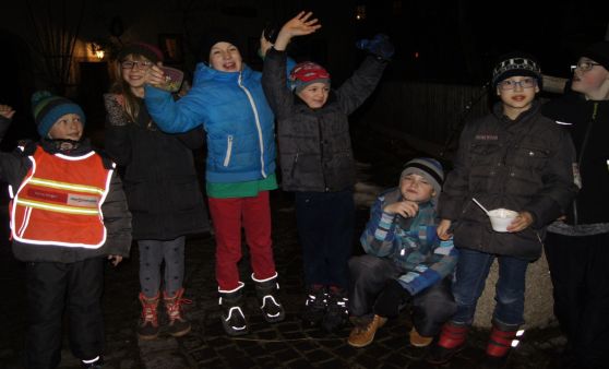 Silvesterpunsch & Familienfeuerwerk am 31.12.2017