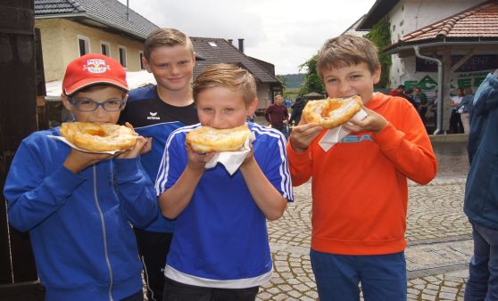 Dorffest im Herzhaften Höf 2019