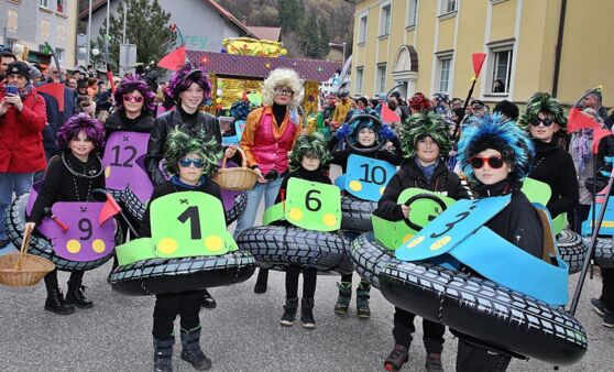 Kinderfaschingsumzug in Ebensee