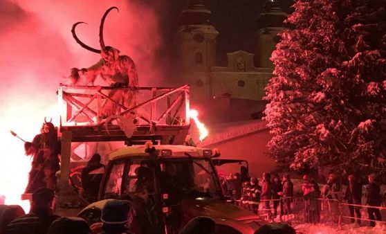 Zehnte Perchtenraunacht in Spital am Pyhrn