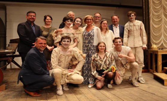 25 Jahre Theatersommer Haag: Komödie "Die eingebildete Kranke" feierte erfolgreiche Premiere