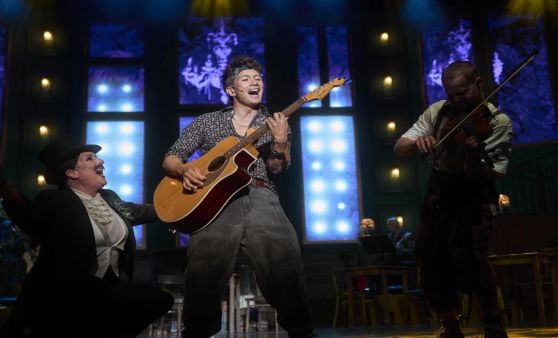 Uraufführung beim Musical Sommer Amstetten: "Augustin" begeisterte Premierenpublikum