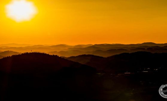 Herrliche Stimmung am Dach des Bezirkes Perg!