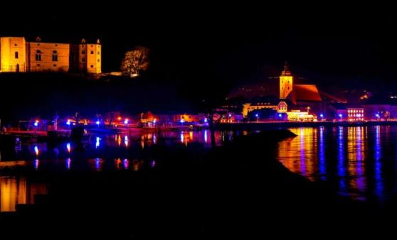 Wunderschöne Weihnachtsbeleuchtung in Grein an der Donau!