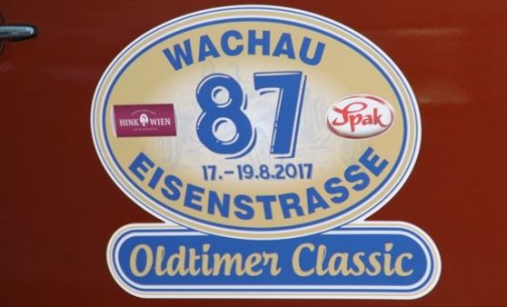 Prächtige Oldtimer bei der Wachau-Eisenstraße-Classic