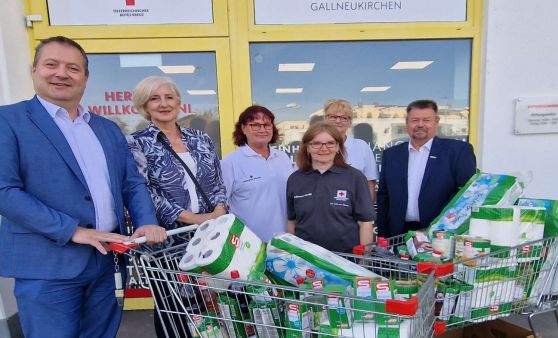 ÖVP Engerwitzdorf spendet für Rot Kreuz Markt
