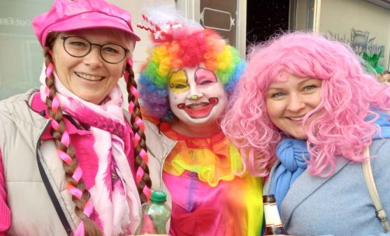 Ried: Buntes Faschingsrevival in der Bahnhofstraße