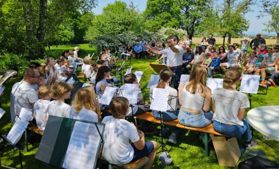 Open-Air-Konzert der Thalheimer Jungmusiker