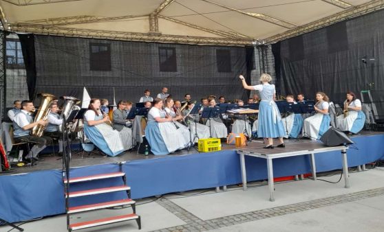 Mit Frühschoppen in die Sommerpause