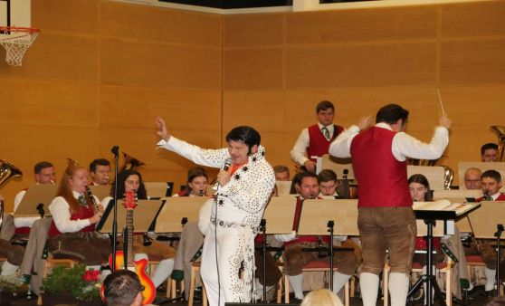 Viel mehr als Blasmusik - ein bunt gemischtes und rockiges Konzertprogramm