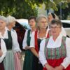 Steyrer Goldhaubengruppe feiern den Trachtensonntag