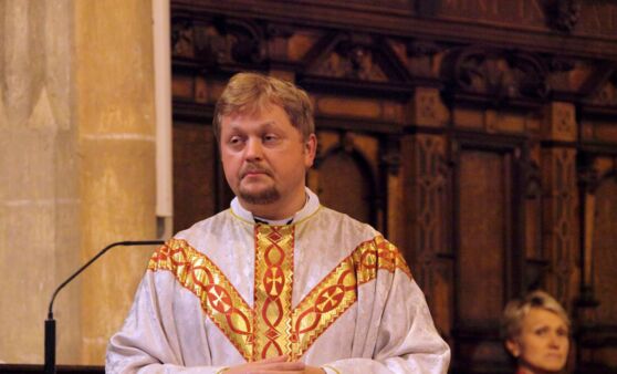 Amtseinführung des neuen Braunauer Stadtpfarrers