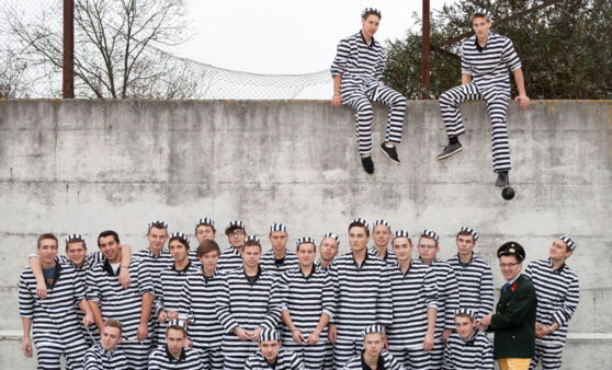 Am Linzer Technikum freut man sich über zahlreiche erfolgreiche Maturanten - Tips gratuliert