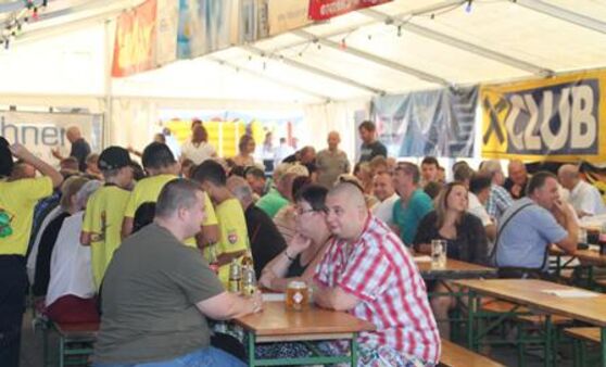 Bestens besuchtes Zeughausfest der FF Rosenau
