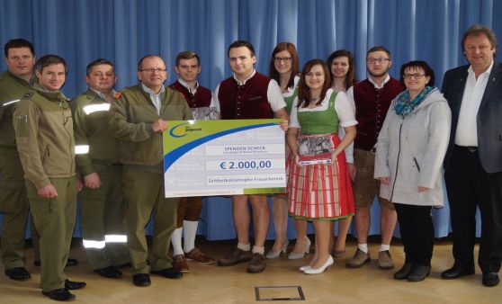 Bezirkslandjugend spendet 2000€ an Frauscherecker Zeltunglück