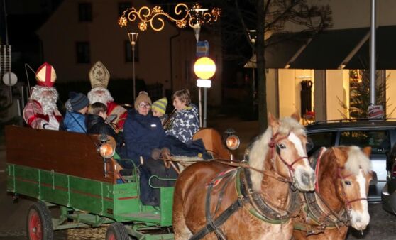 Lions-Nikolaus besuchte Kirchdorf