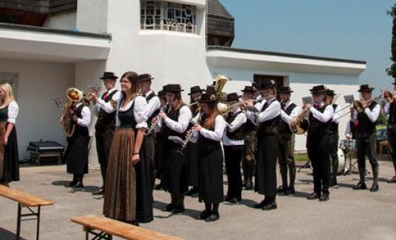 Spatenstichfeier für "Gemeindezentrum Inzersdorf"