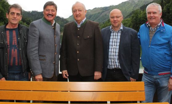 Eröffnungsfahrt der Schwimmenden Almhütte 2016