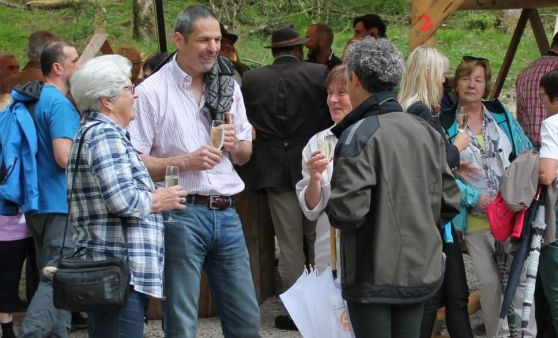 Waldfrieden Steyrling eröffnet