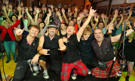 Paddy Murphy sorgten für mitreißenden Power-Folk-Rock im Lokschuppm Klaus