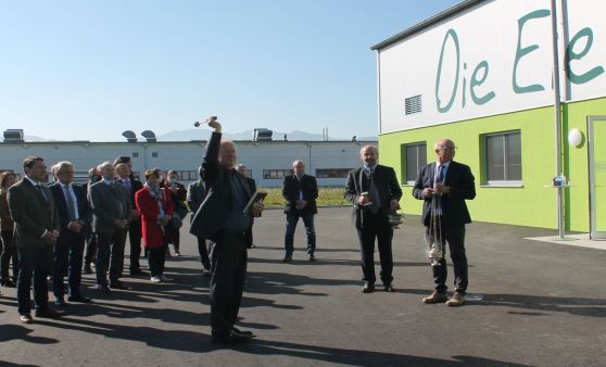 Eröffnung Erweiterung Brüterei und Schlachthof der Eiermacher