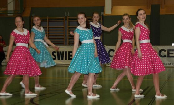 Play-Off-Spiel Supervolley OÖ (inkl. Auftritt der Gardemädchen)