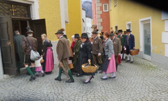 Gmunden : Zahlreiche Besucher beim 375.-igsten Jubiläums- Liebstattsonntag im Salzkammergut.